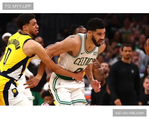 ESPN记者前瞻:辽宁与新疆的总决赛对决,关键在于谁能保护好自己的禁区肋部 ESPN记者前瞻:辽宁与新疆的总决赛对决,关键在于谁能保护好自己的禁区肋部